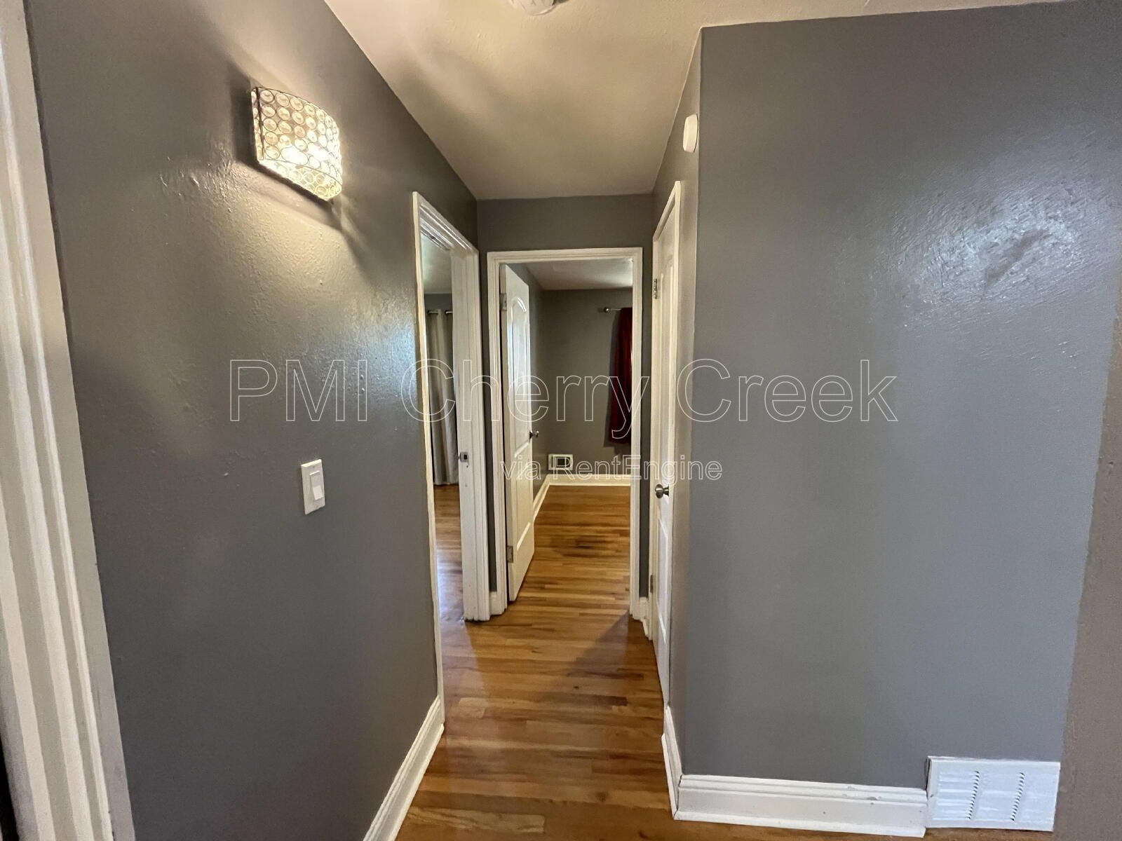 Gallery Image 18