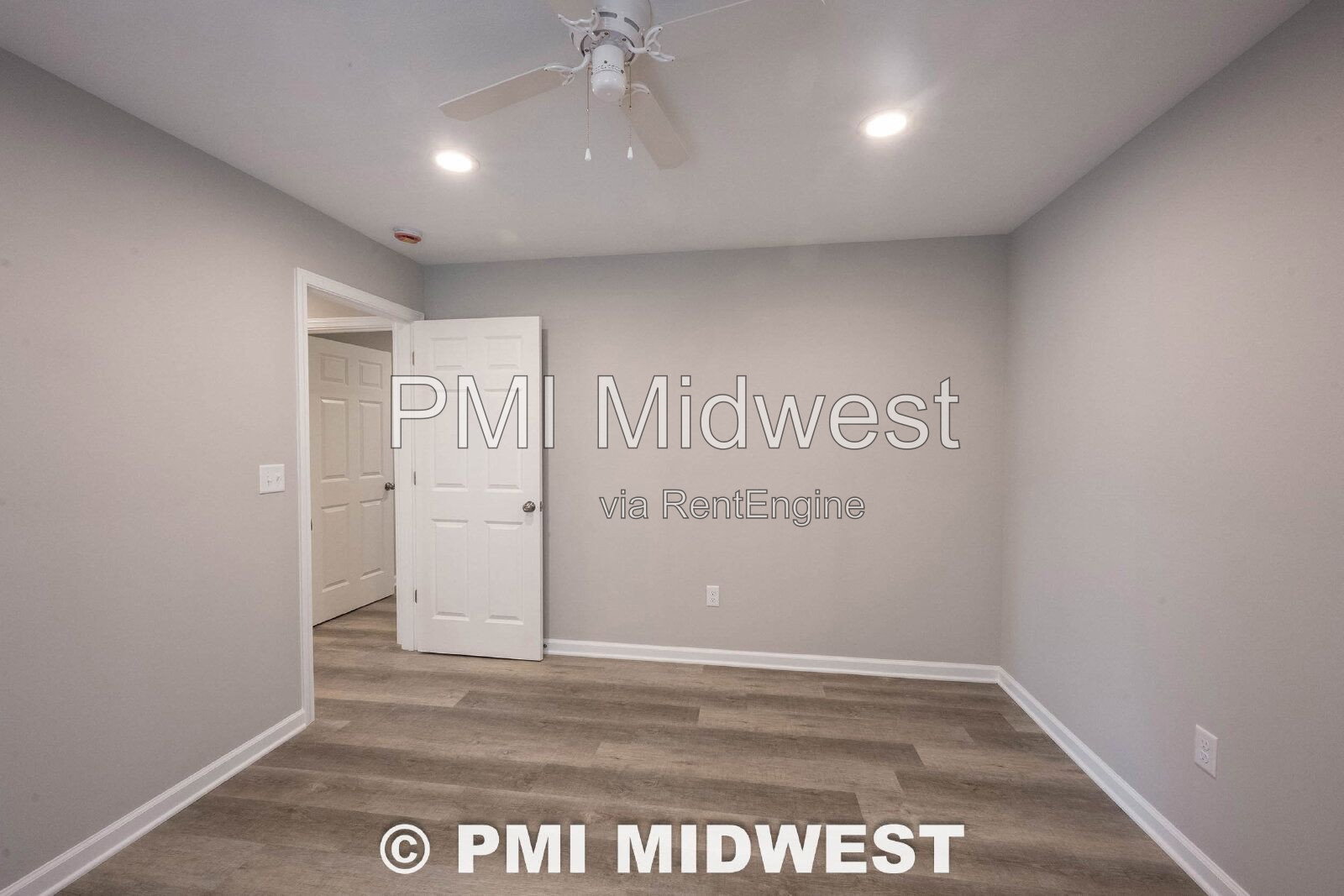 Gallery Image 17