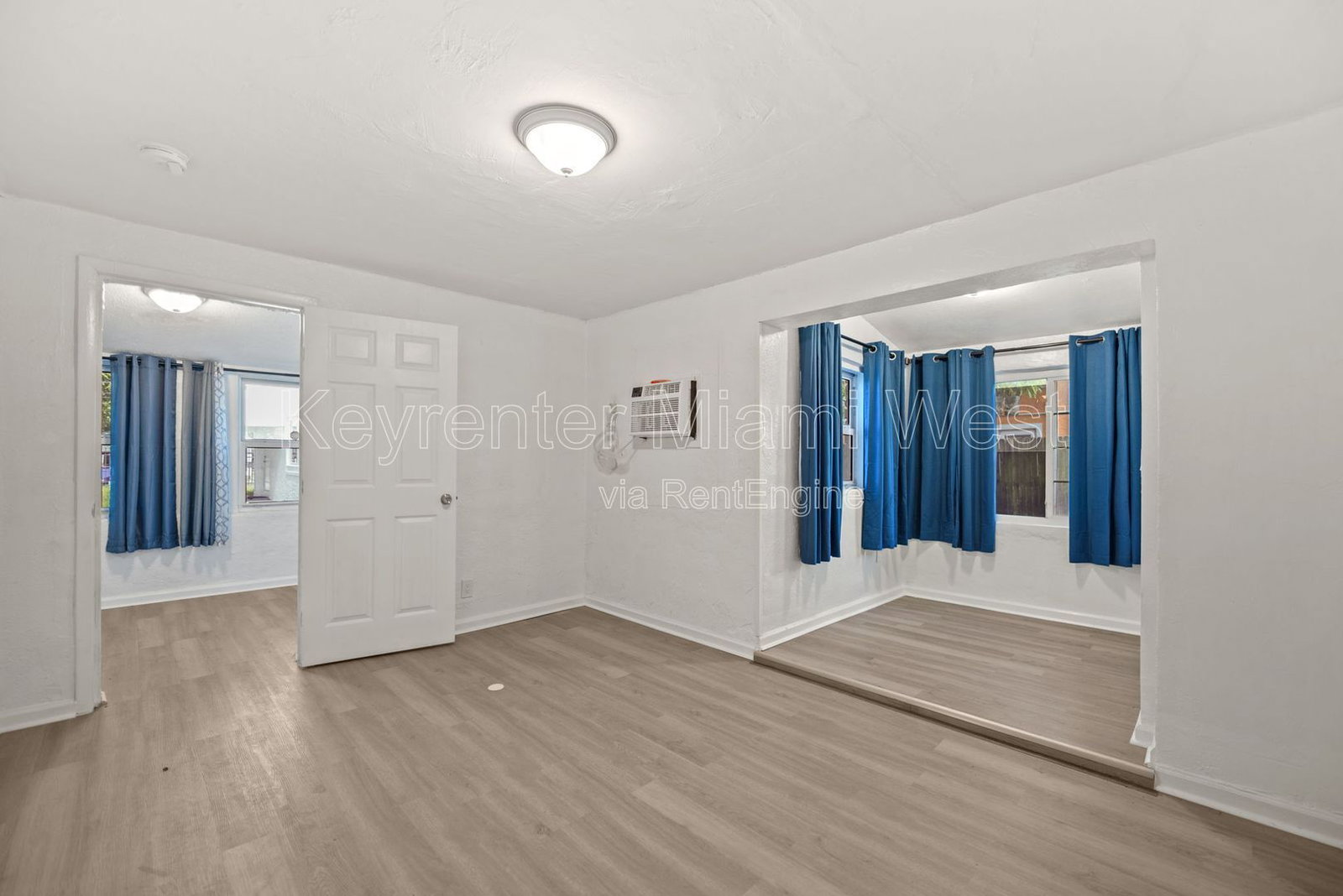 Gallery Image 18