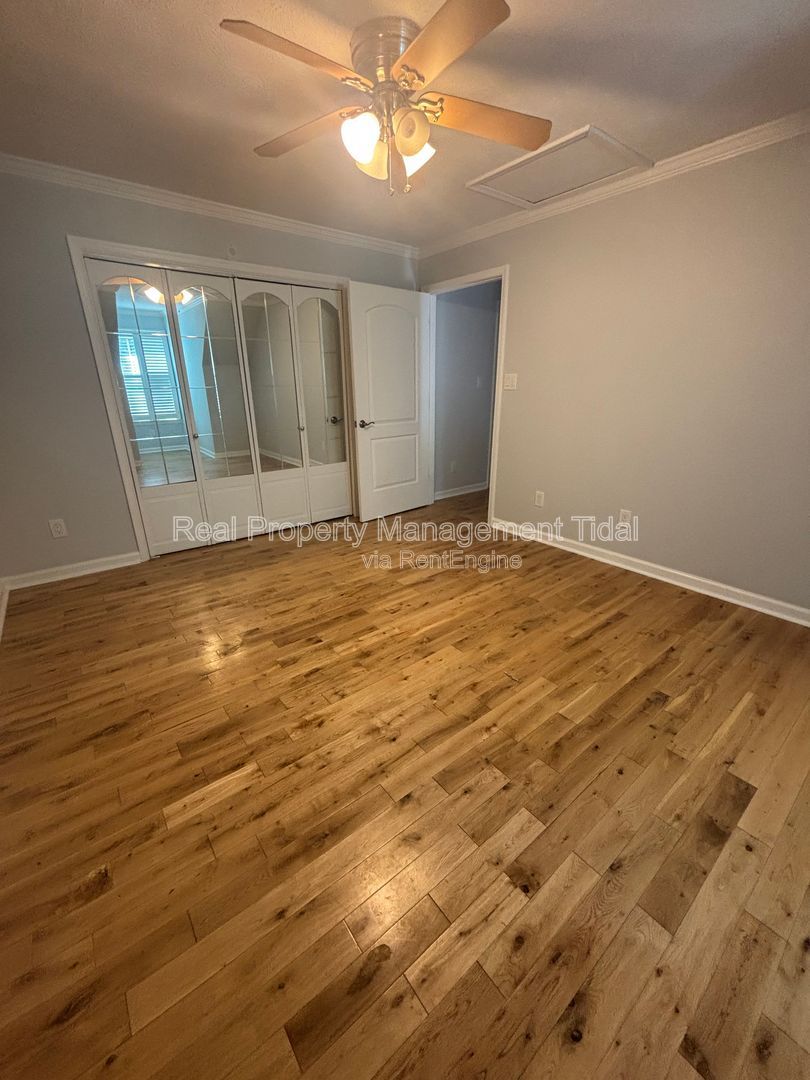 Gallery Image 20