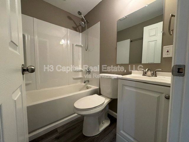 Gallery Image 30
