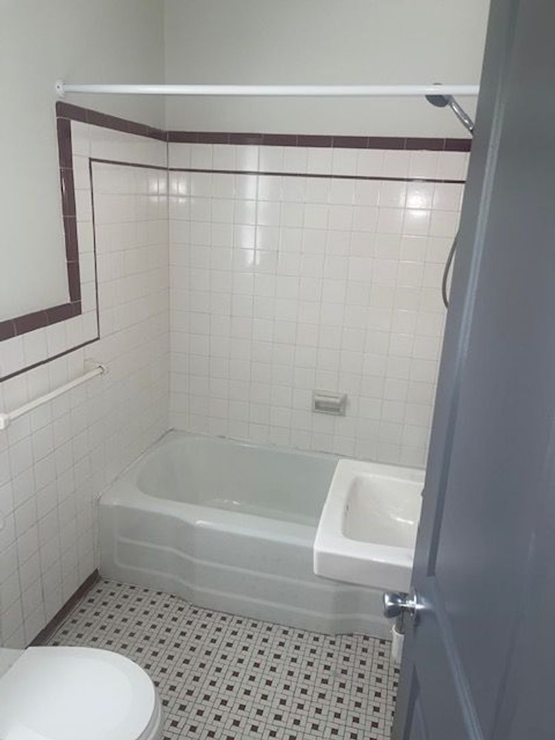 Gallery Image 19