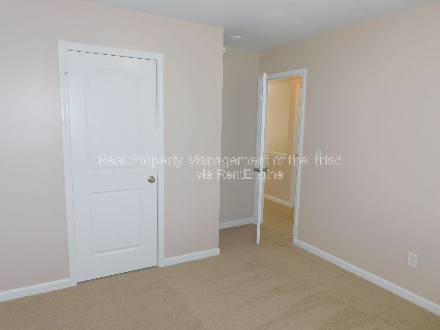 Gallery Image 19