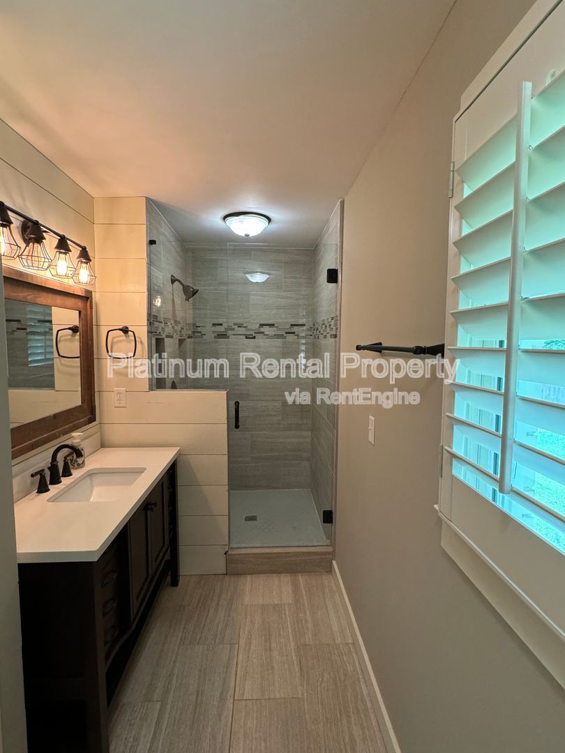 Gallery Image 18