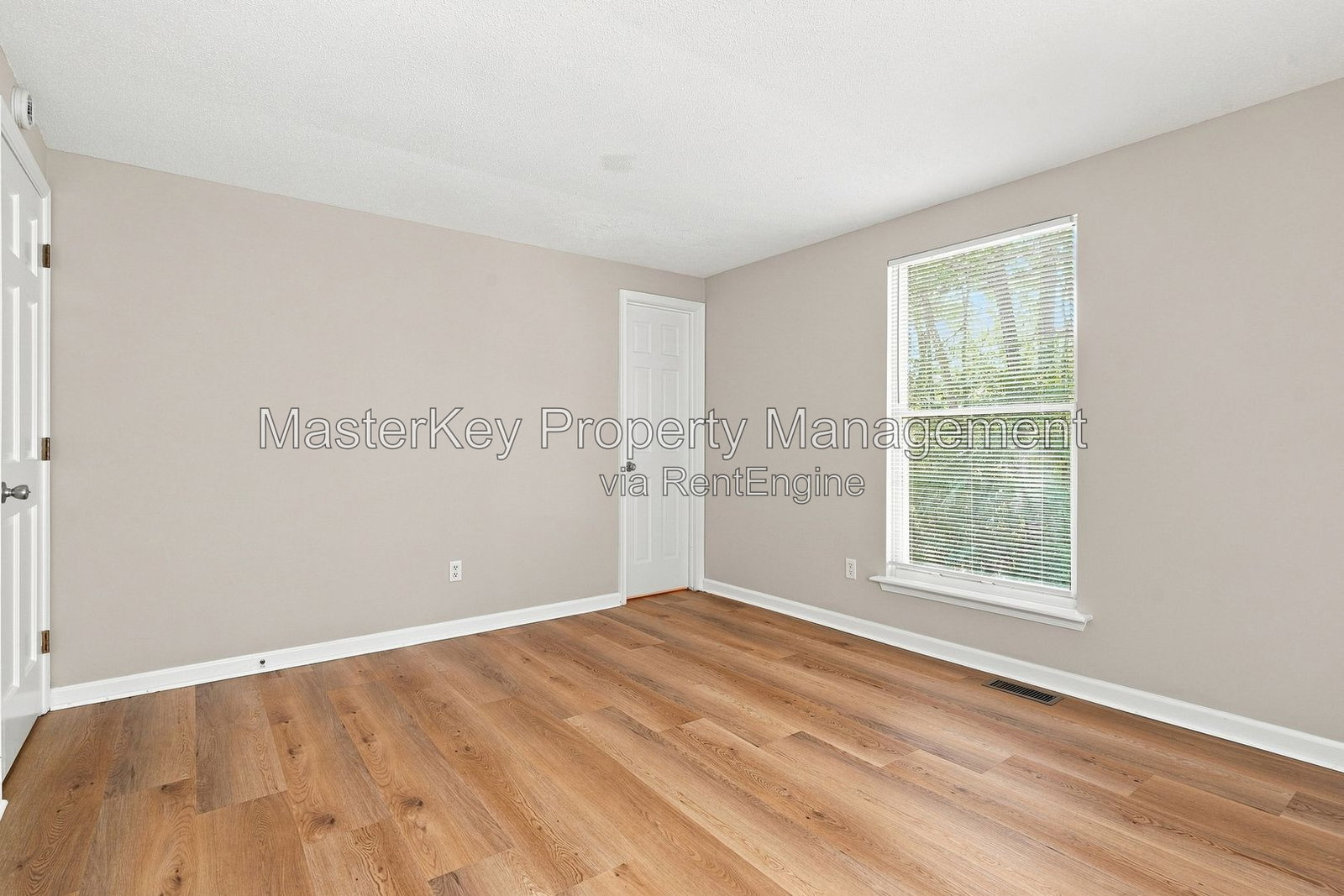 Gallery Image 16