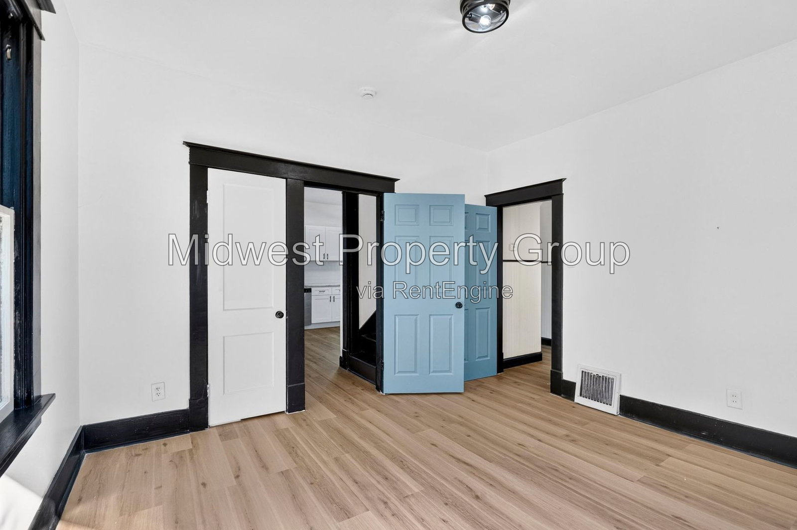 Gallery Image 19