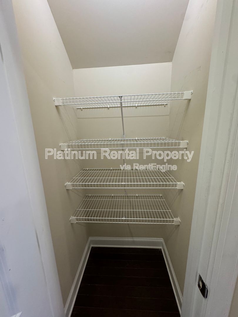 Gallery Image 14