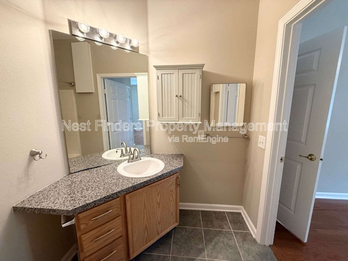 Gallery Image 15