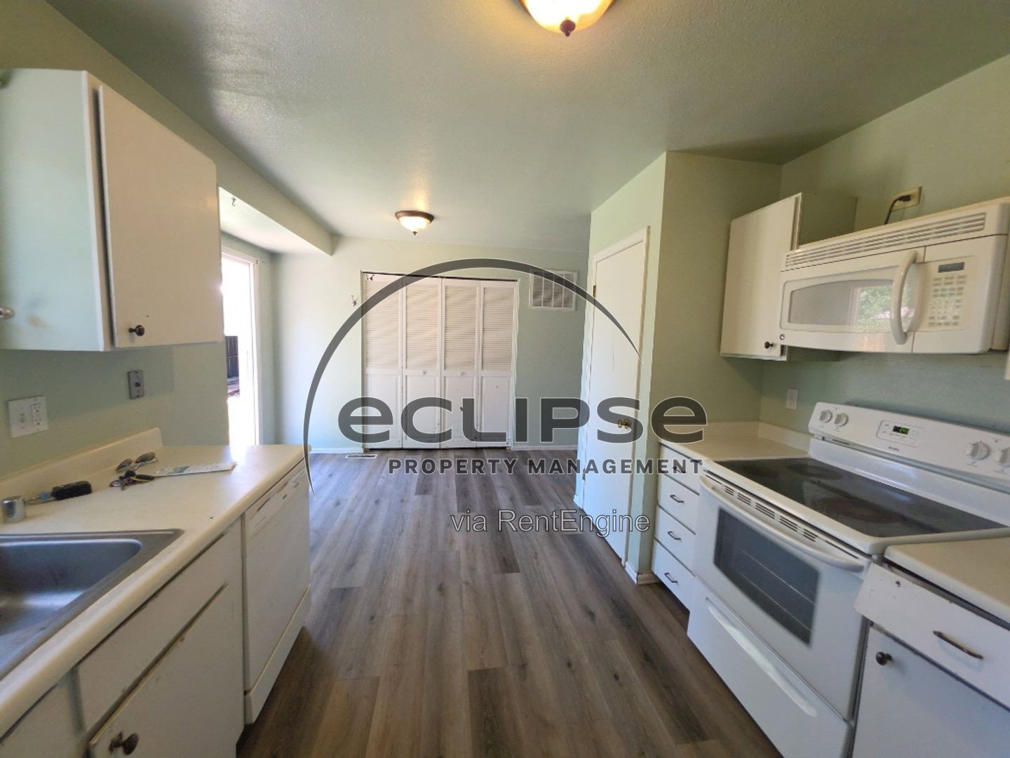 Gallery Image 14
