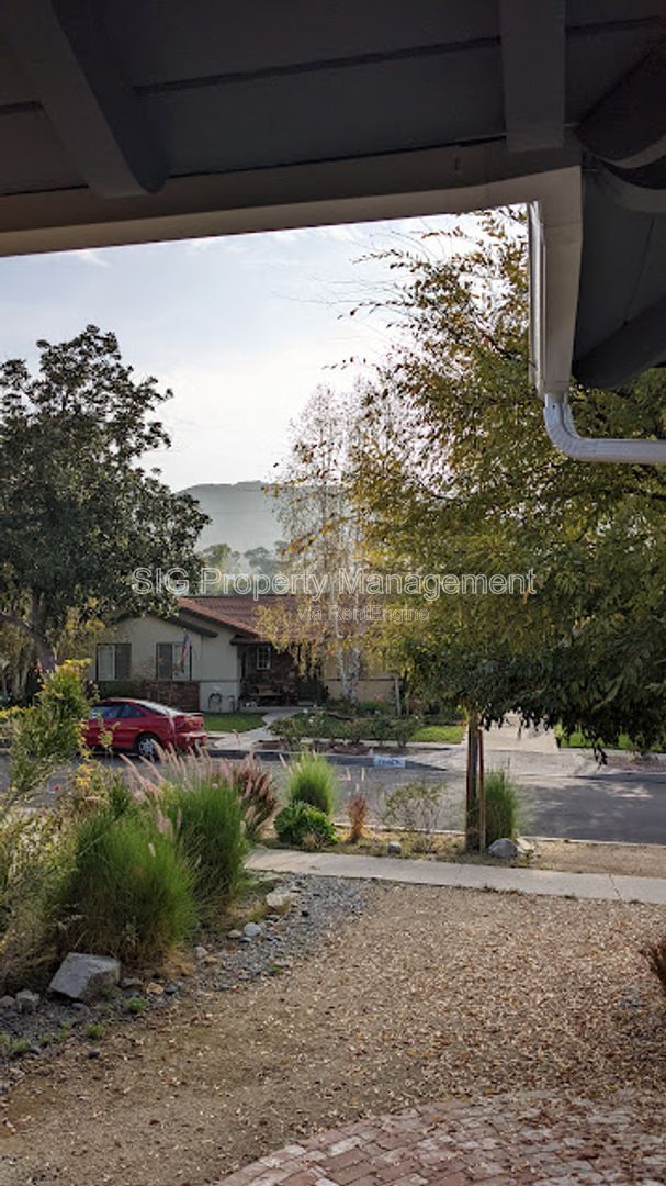 Gallery Image 59