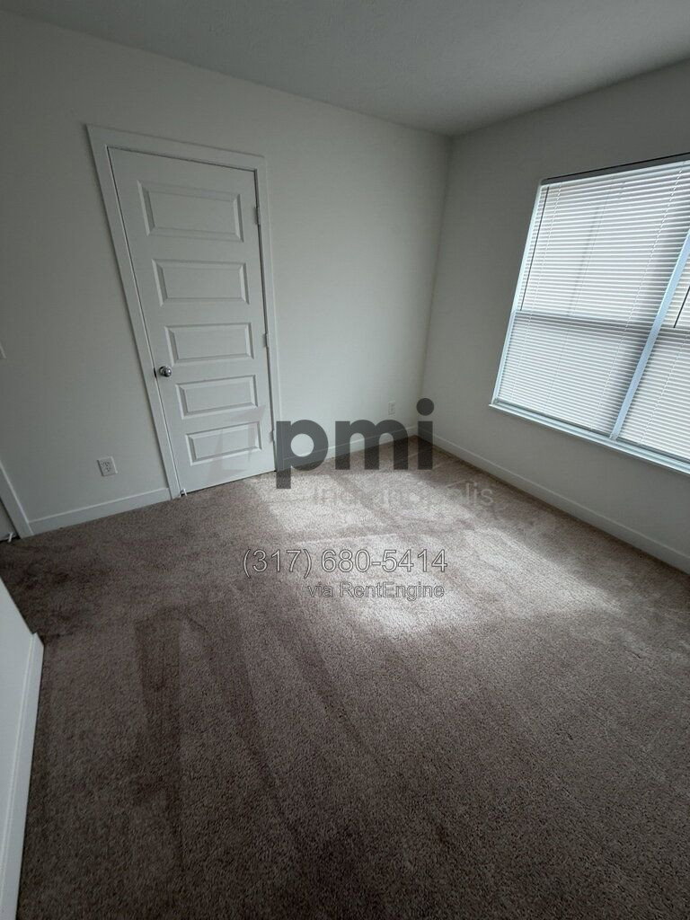 Gallery Image 17