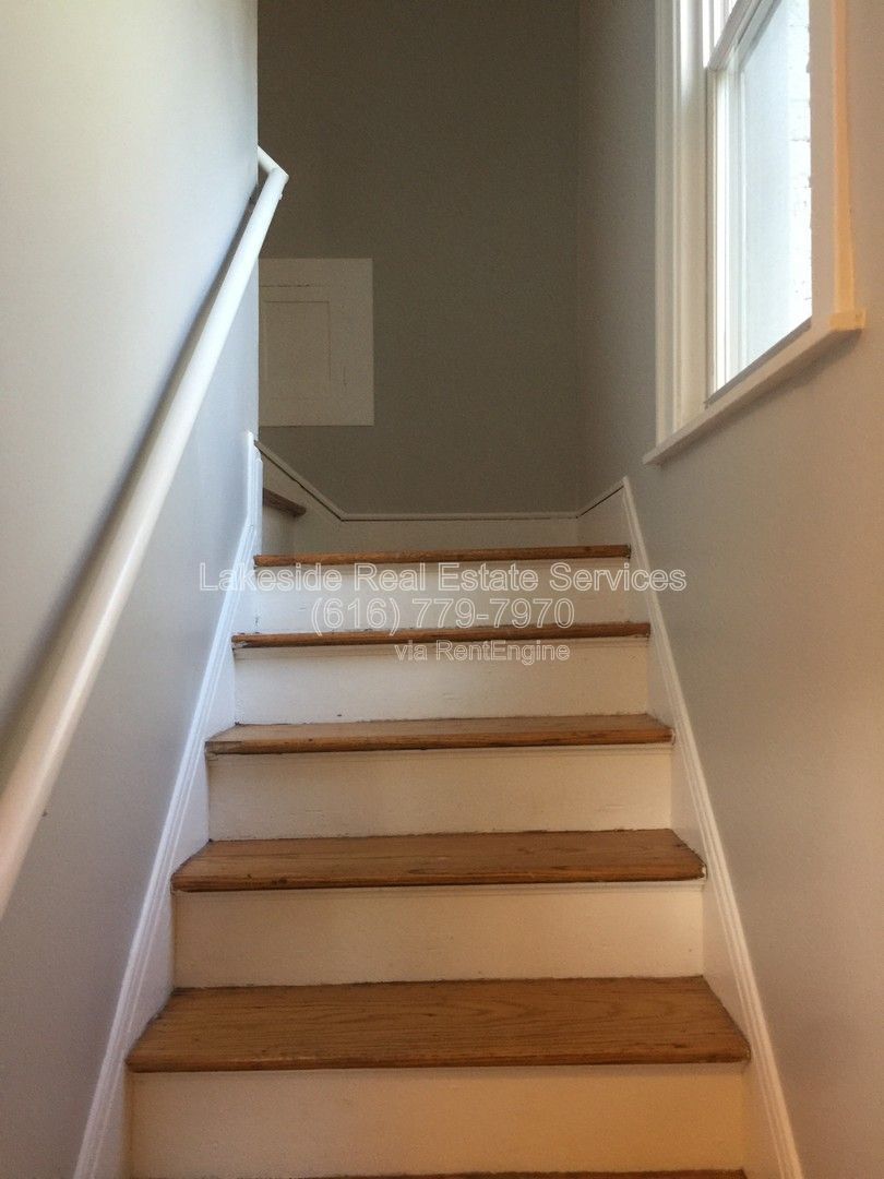 Gallery Image 17