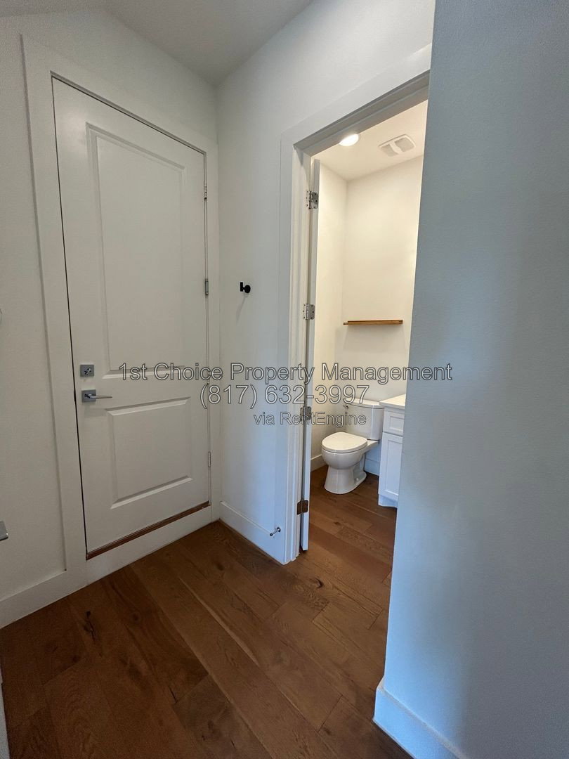 Gallery Image 35
