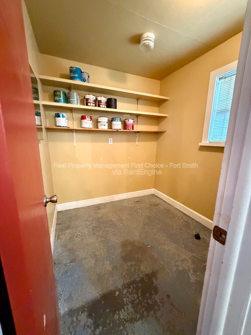 Gallery Image 30