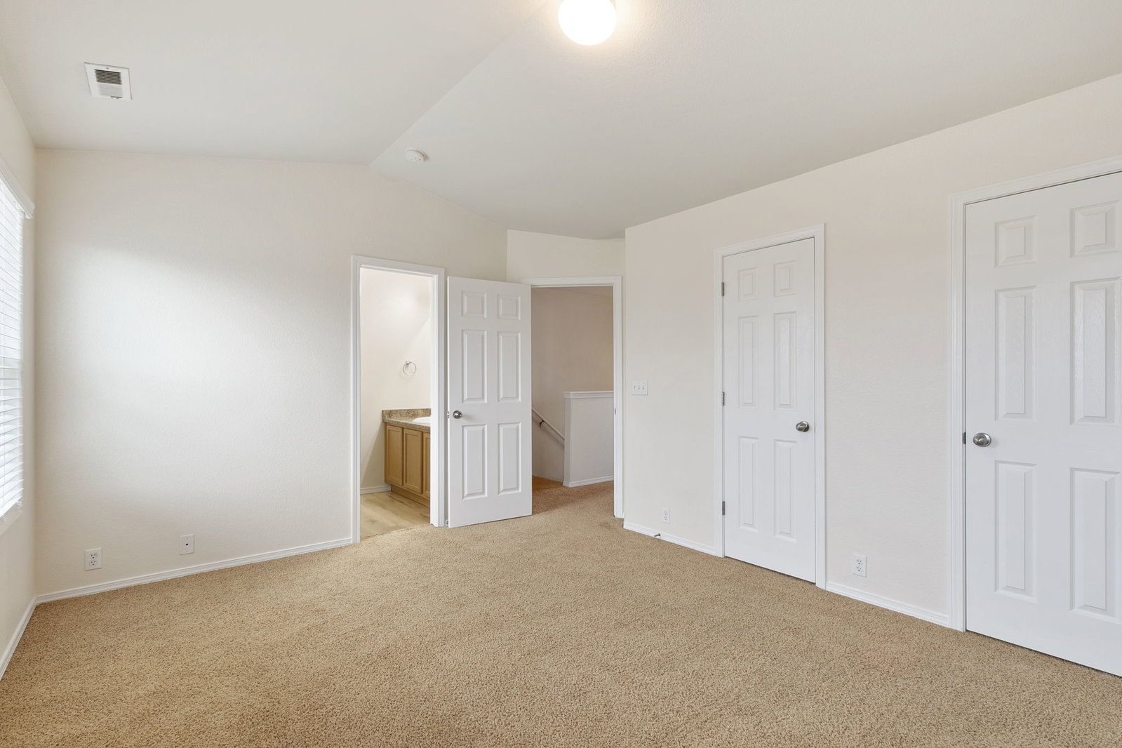Gallery Image 18