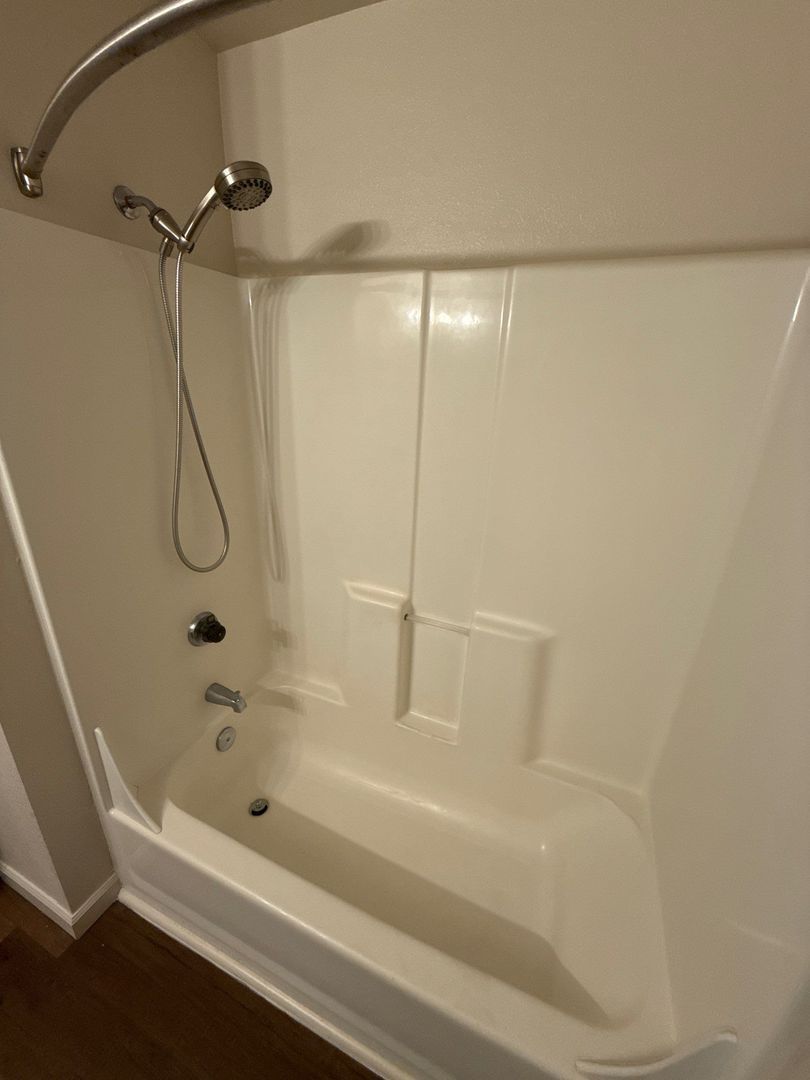 Gallery Image 18