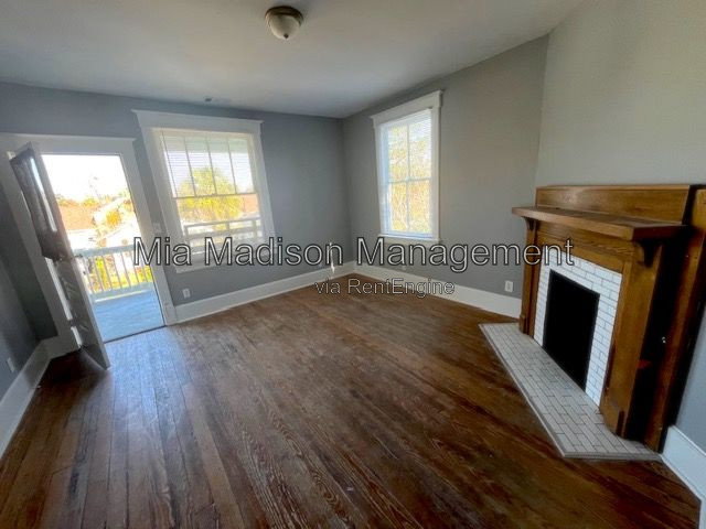 Gallery Image 13