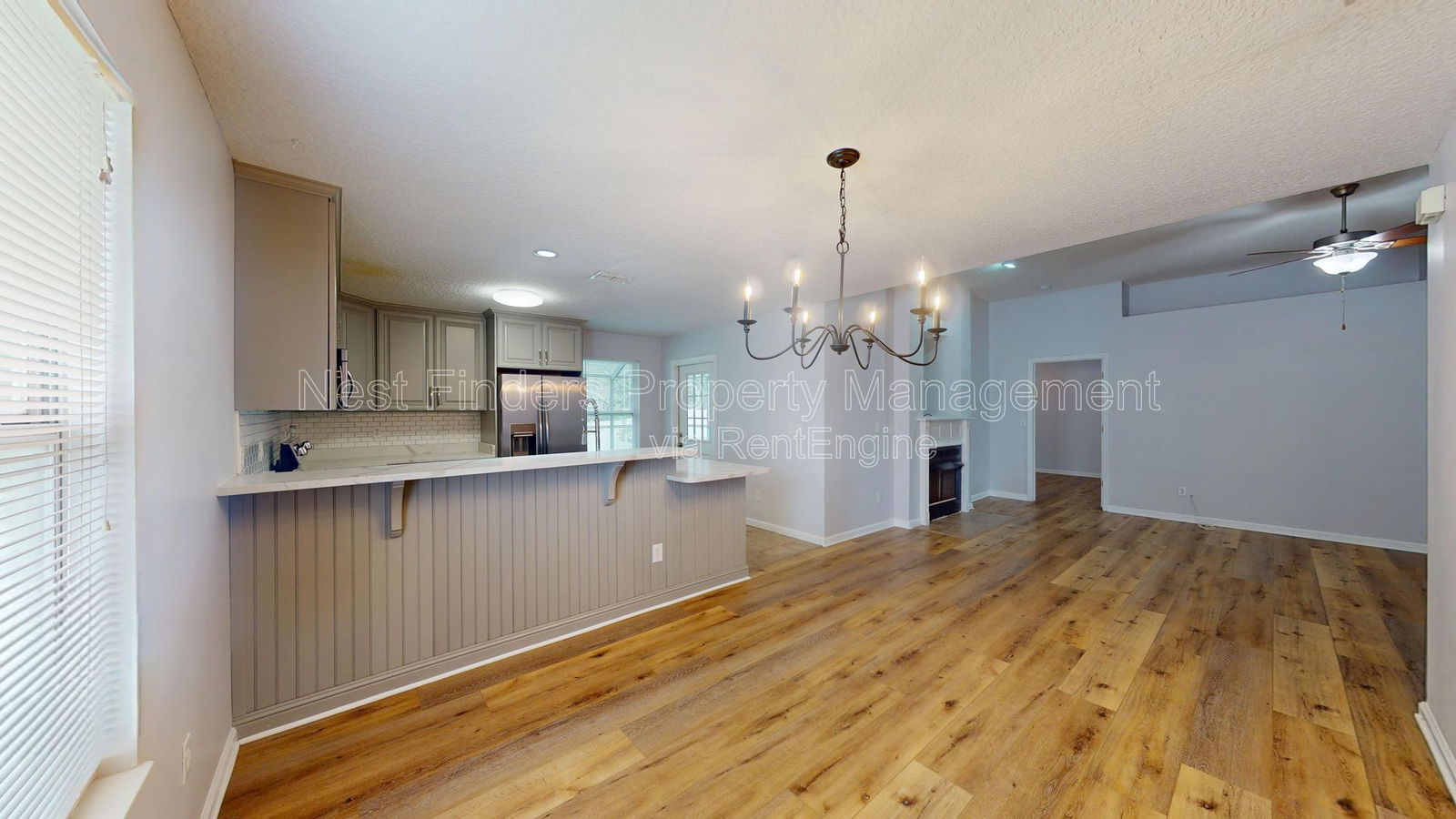 Gallery Image 0