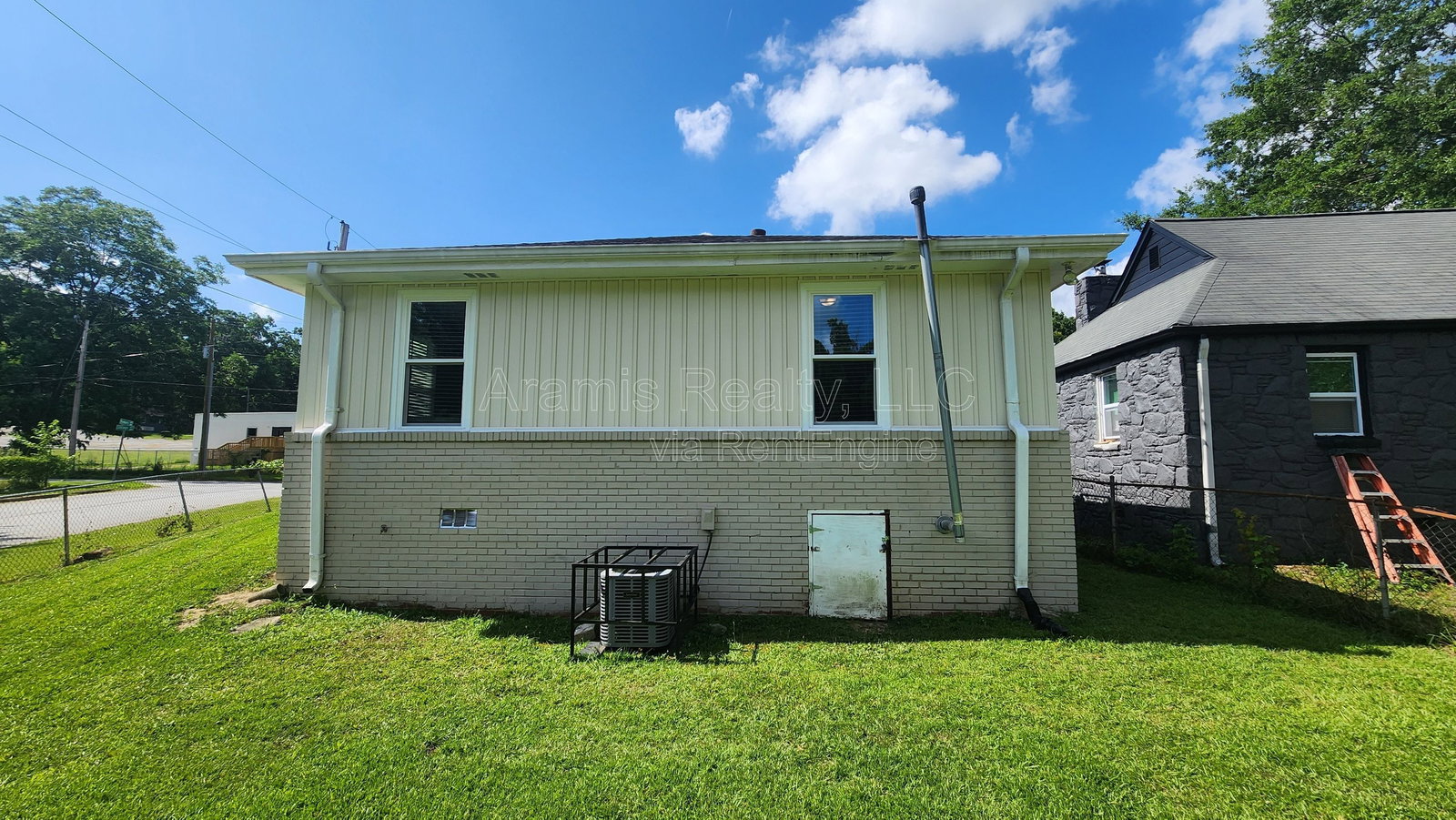 Gallery Image 16