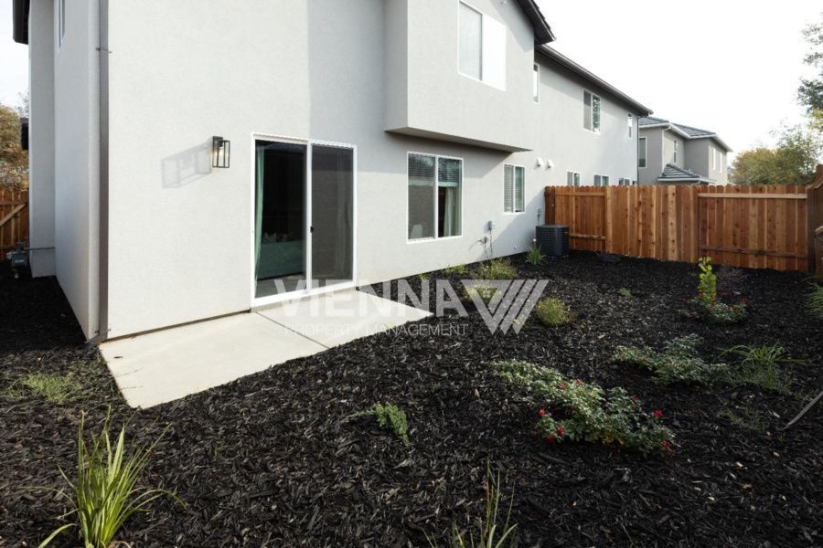 Gallery Image 48