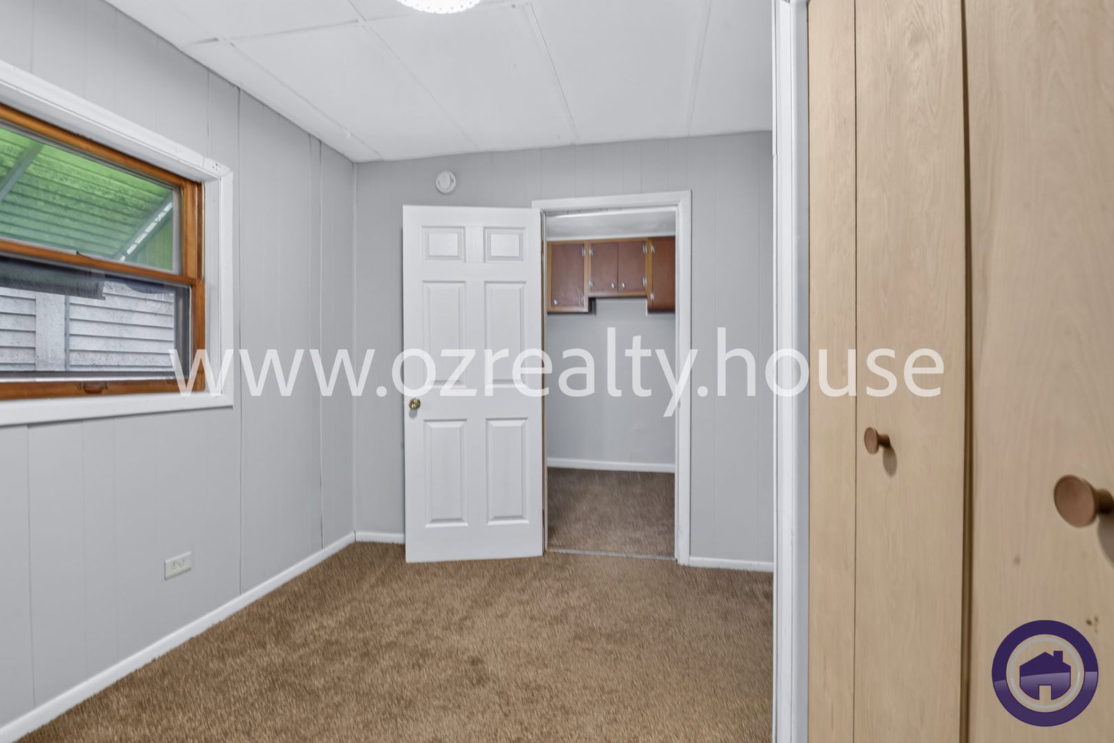 Gallery Image 13