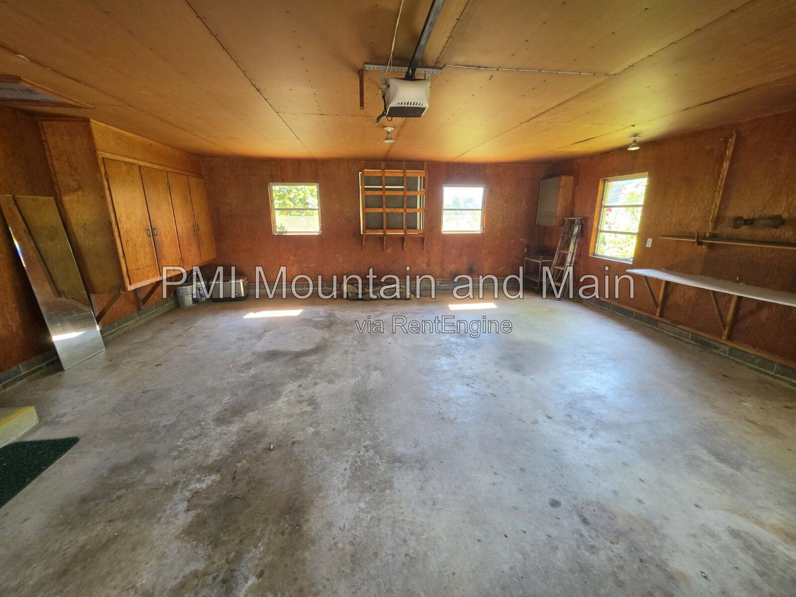 Gallery Image 13