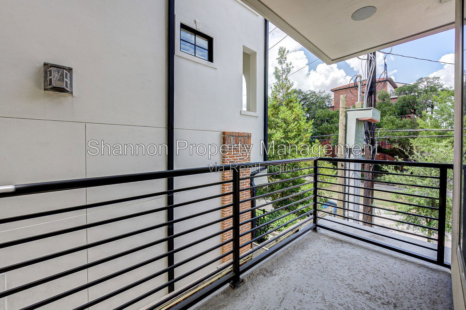 Gallery Image 13