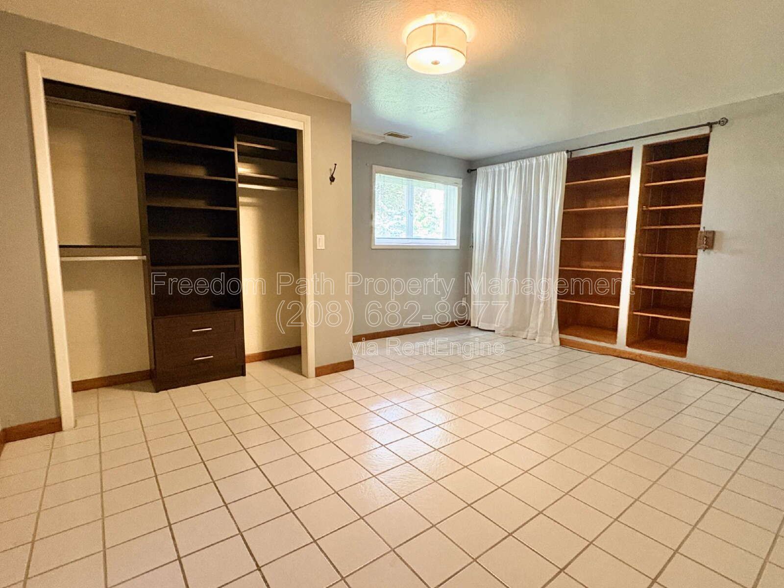 Gallery Image 14
