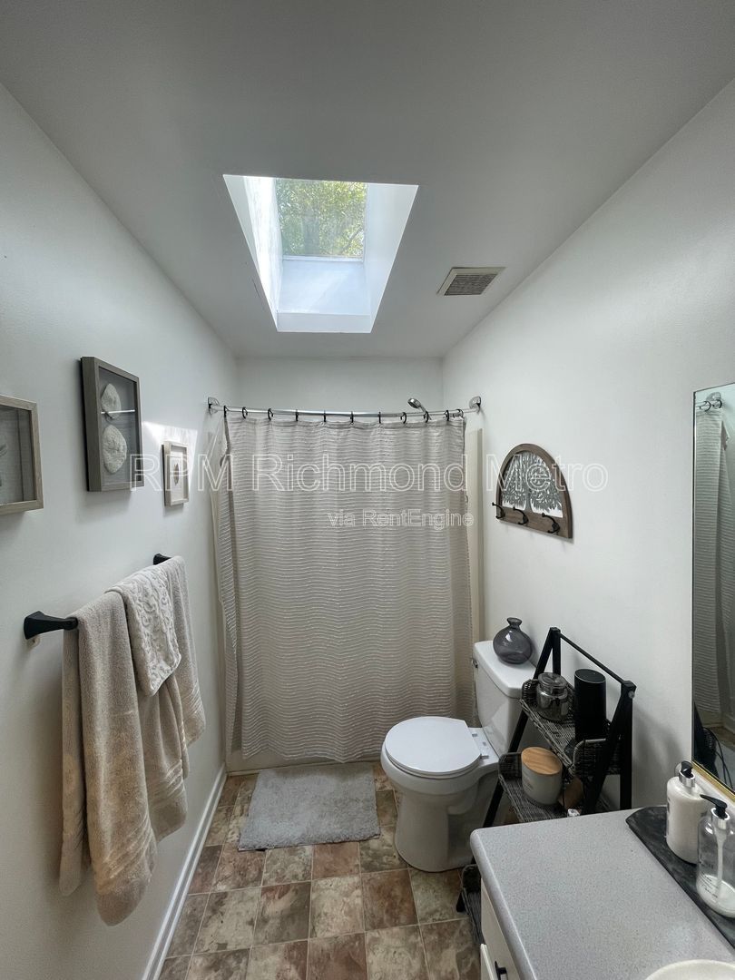 Gallery Image 14