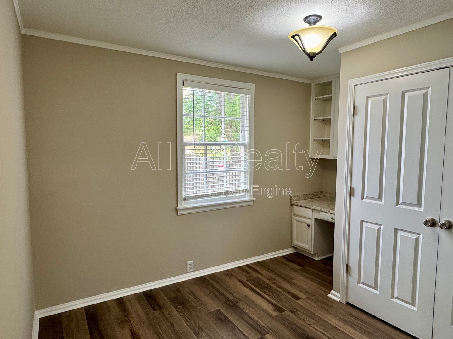 Gallery Image 9