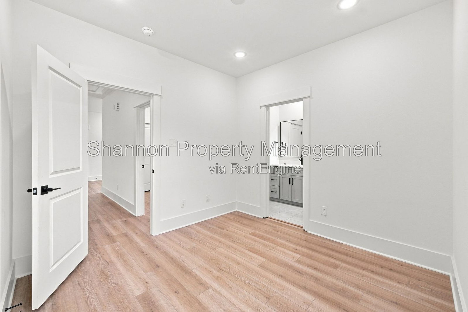 Gallery Image 25