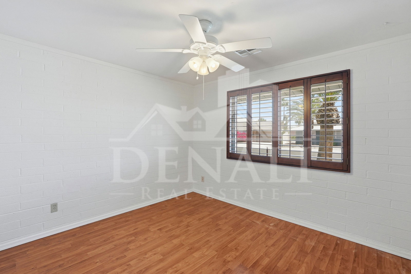 Gallery Image 16
