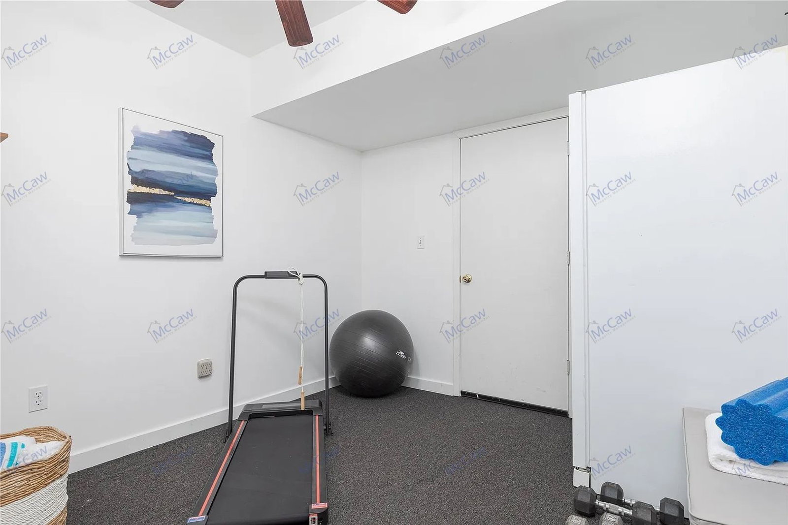 Gallery Image 18