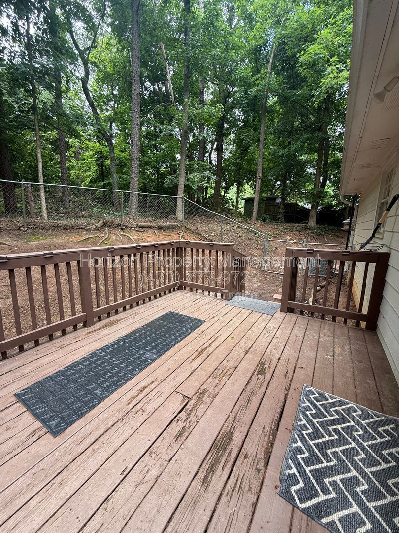 Gallery Image 13