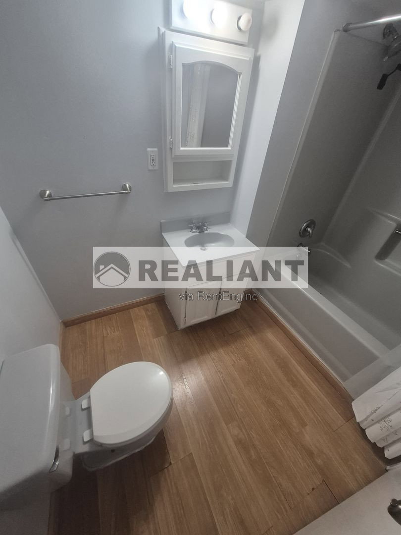 Gallery Image 16