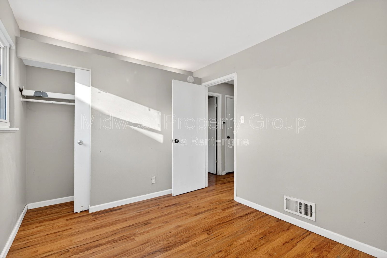 Gallery Image 17