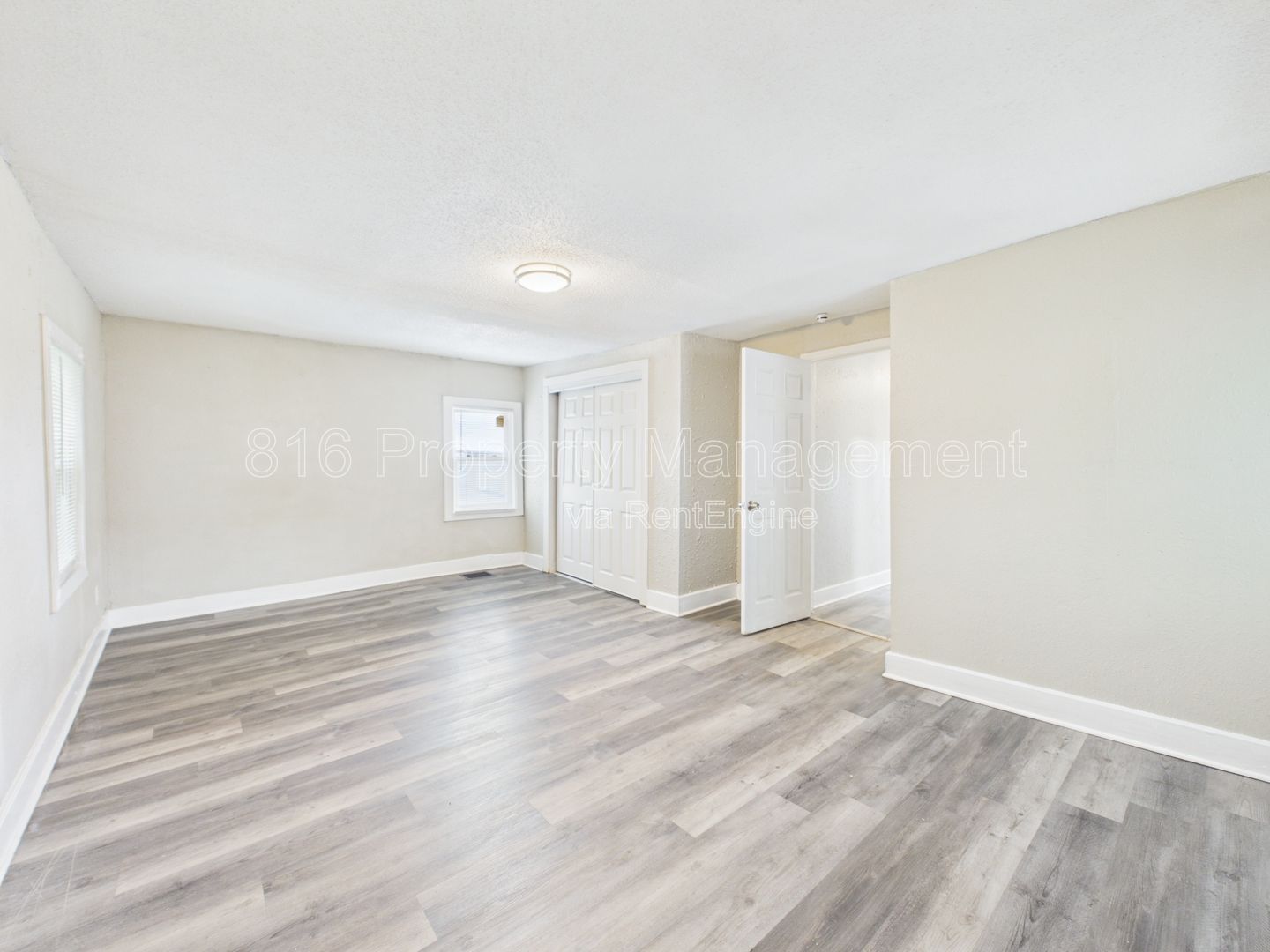 Gallery Image 15