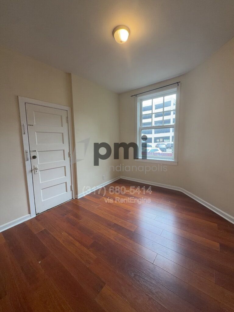 Gallery Image 14