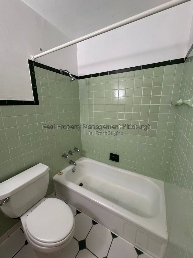 Gallery Image 22