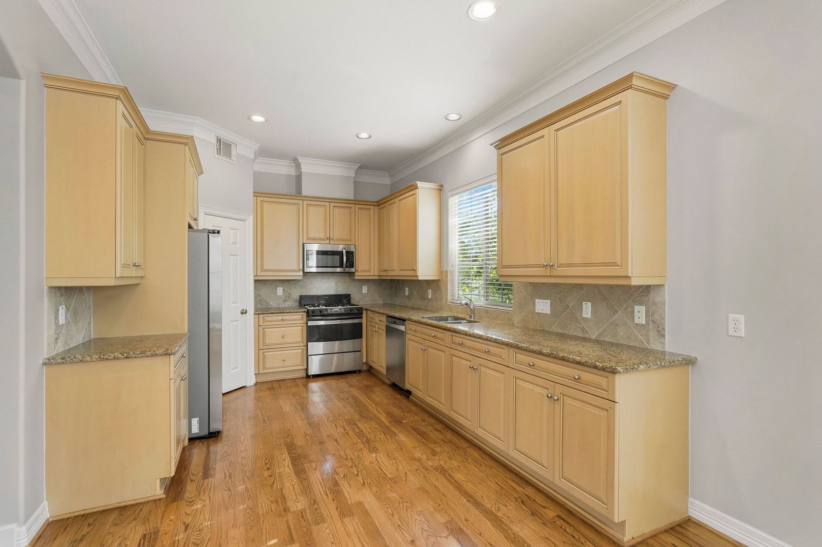 Gallery Image 11