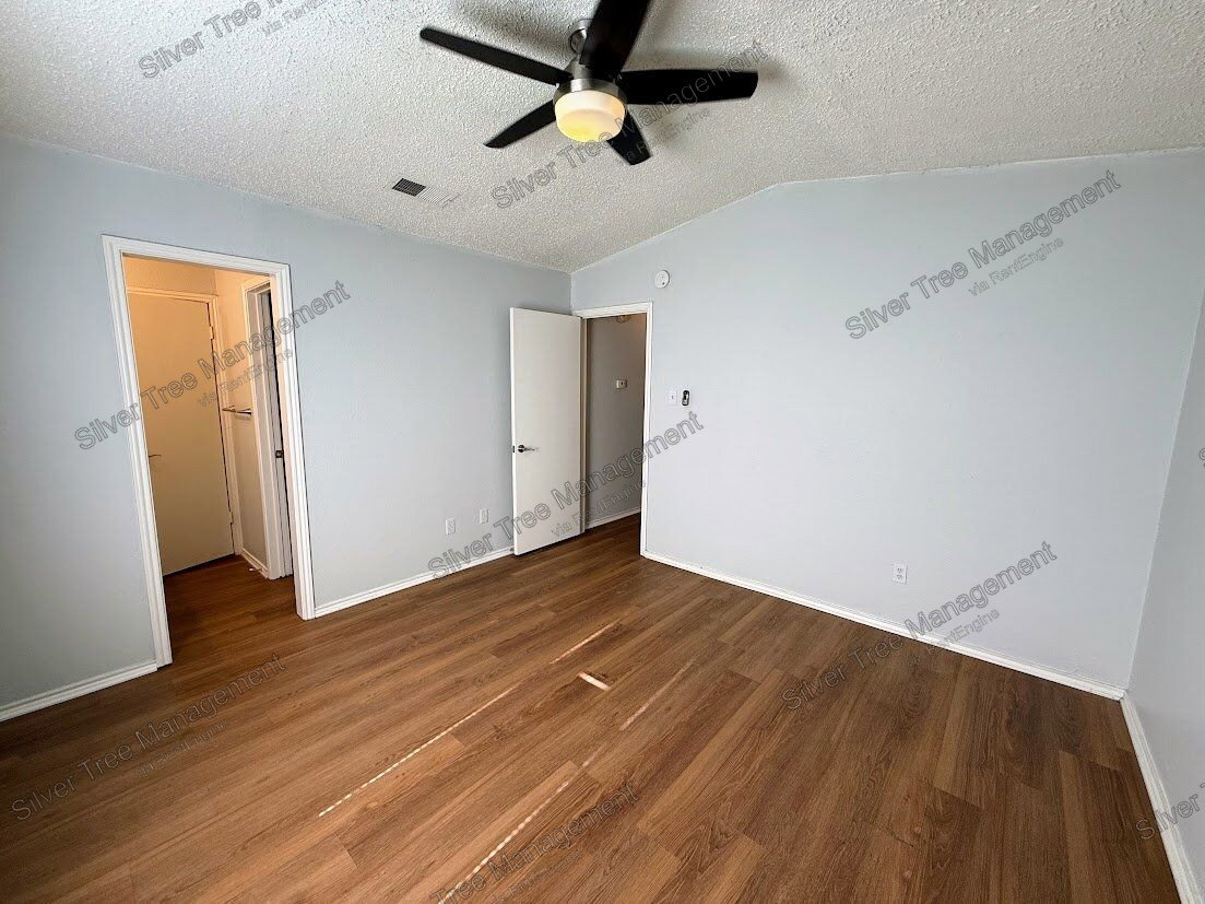 Gallery Image 20