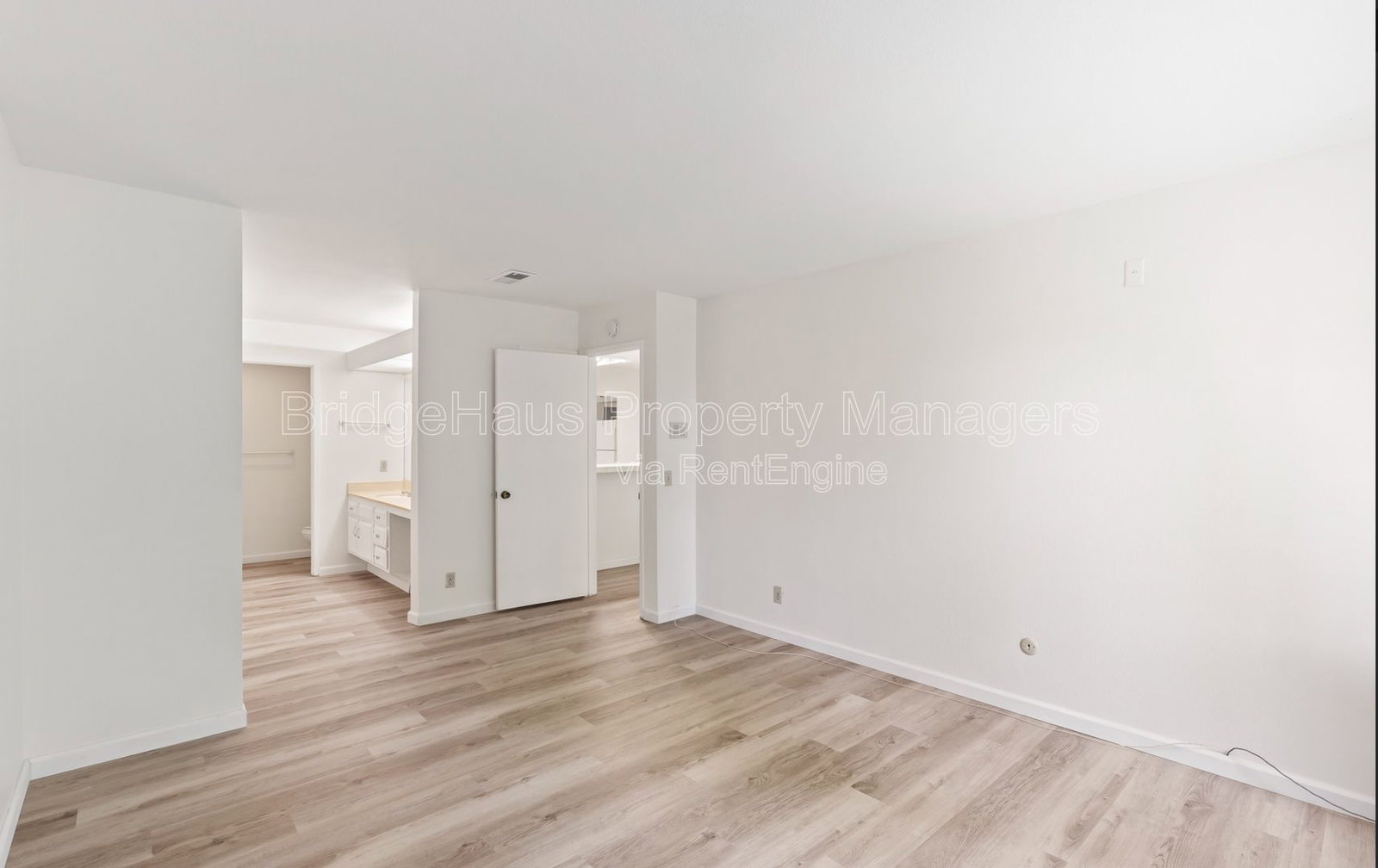Gallery Image 19