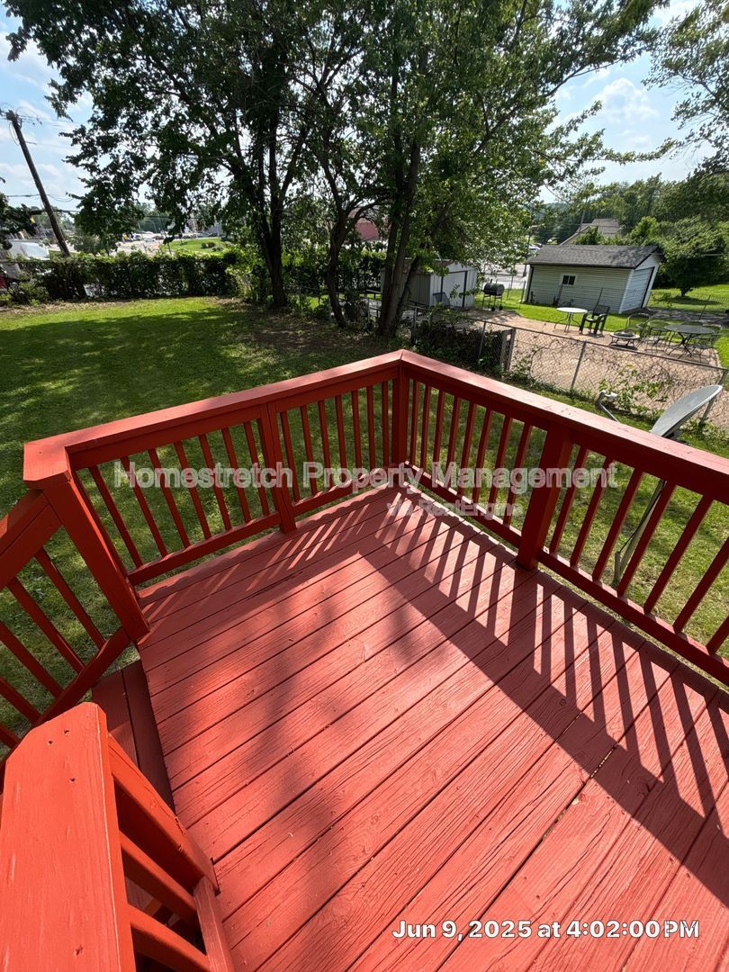 Gallery Image 13