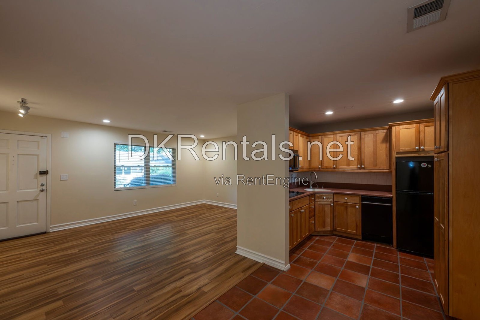Gallery Image 0