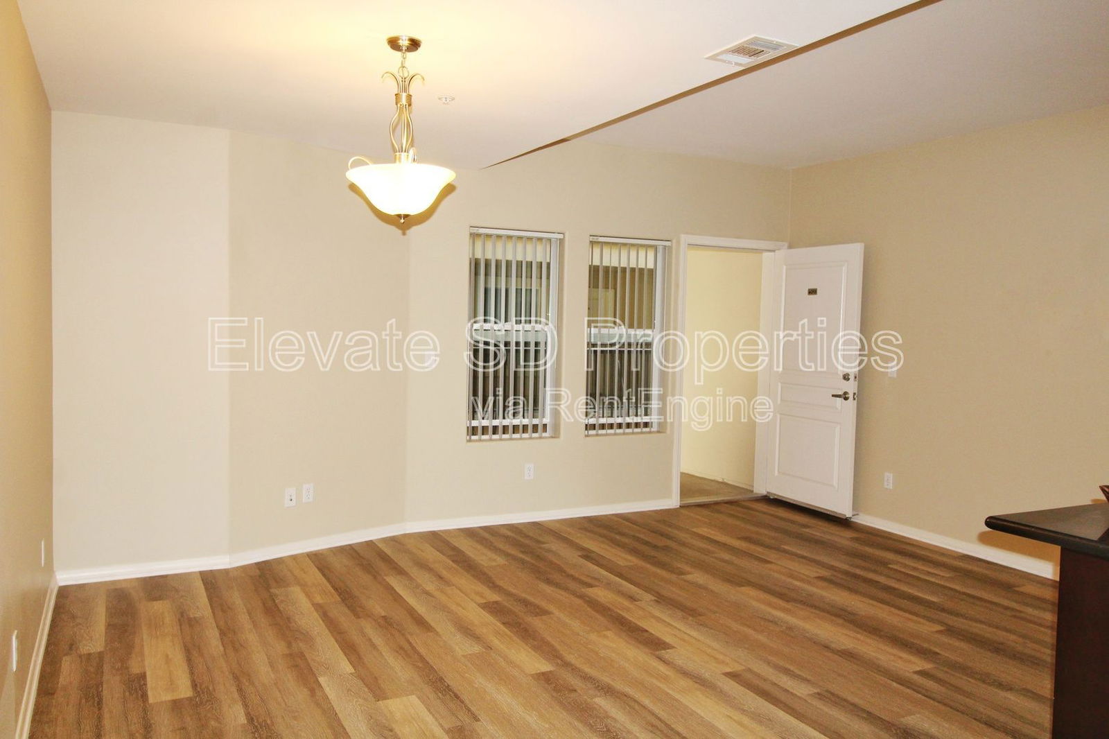 Gallery Image 18