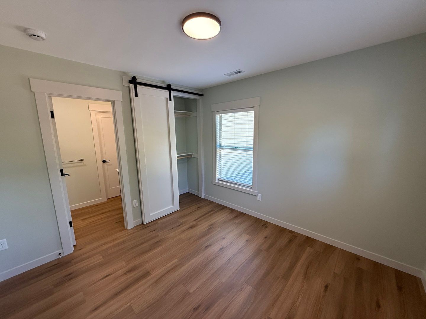 Gallery Image 13