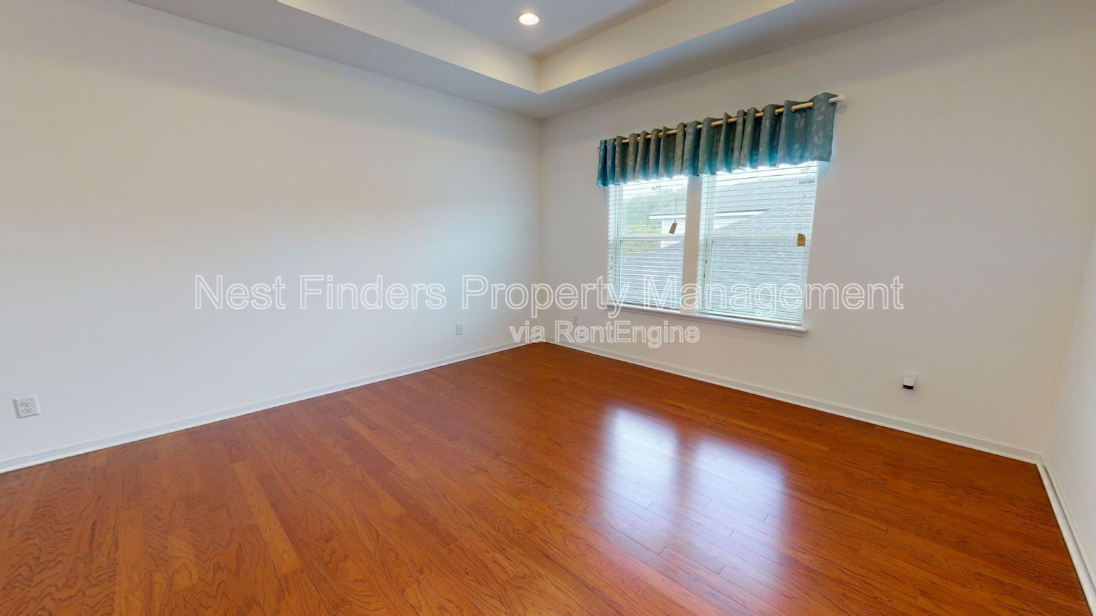 Gallery Image 18