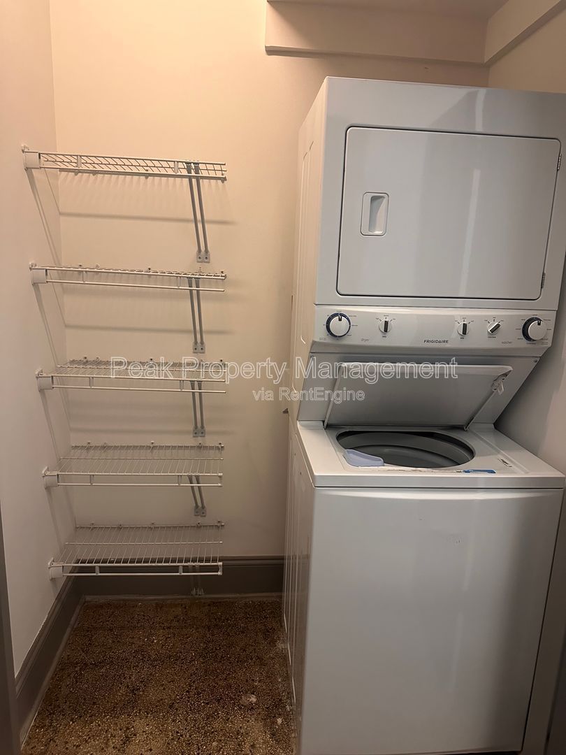 Gallery Image 13