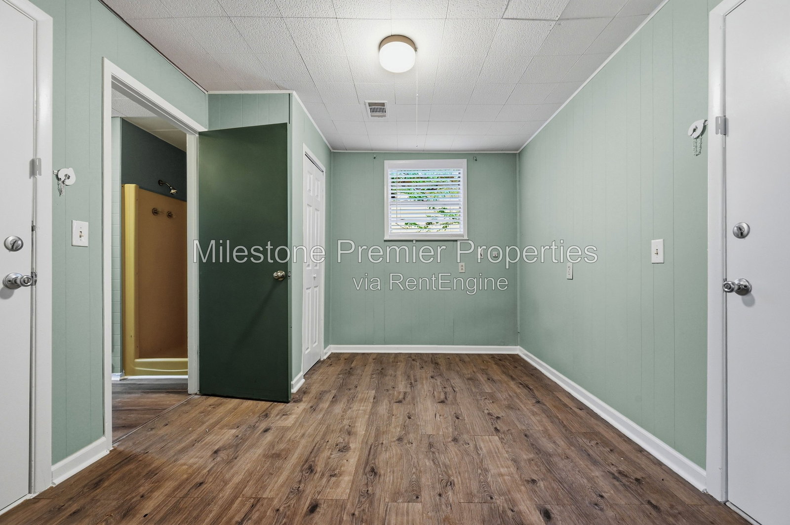 Gallery Image 15