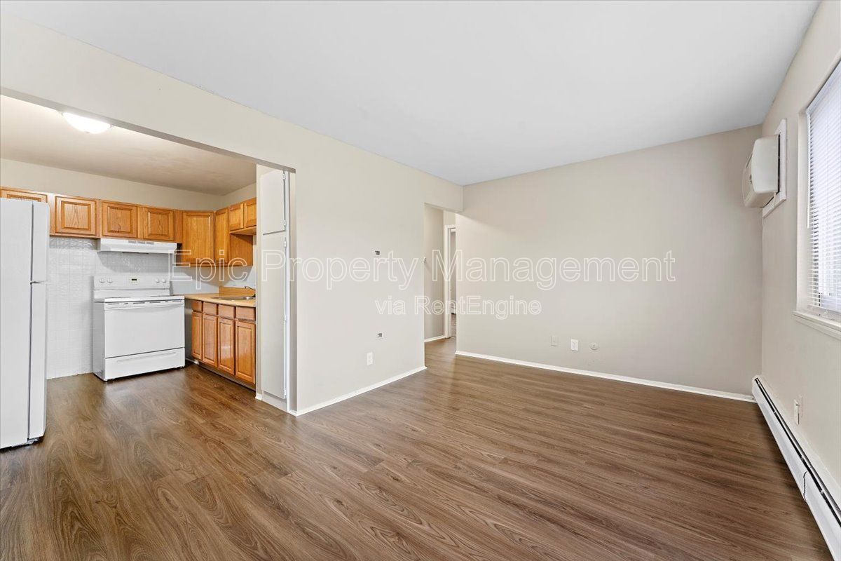 Gallery Image 0